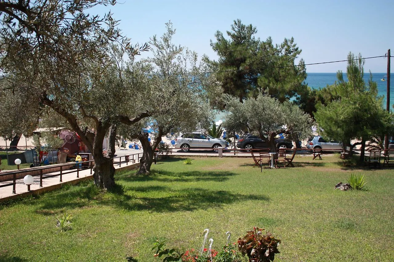 Bambola Apartments Nea Moudania